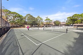 9b Seascape 2 Bedroom Villa by RedAwning