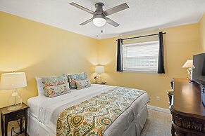 9b Seascape 2 Bedroom Villa by RedAwning