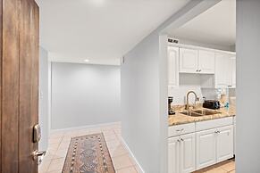 9b Seascape 2 Bedroom Villa by RedAwning