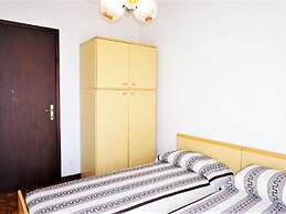 Belvilla by OYO Pleasant Holiday Home With Pool