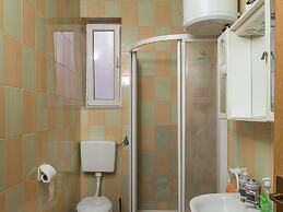 Apartments Mavi - Studio Apartment With Terrace and City View