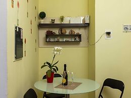 Apartments Mavi - Studio Apartment With Terrace and City View