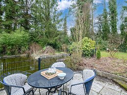 Chalet With Large Garden and Duck Pond