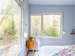 Chalet With Large Garden and Duck Pond