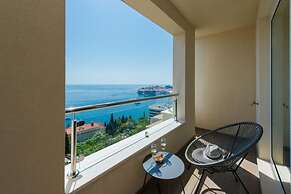 Apartments Horizon - One-bedroom Apartment With Balcony and Sea View