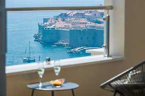 Apartments Horizon - One-bedroom Apartment With Balcony and Sea View