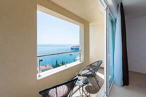 Apartments Horizon - One-bedroom Apartment With Balcony and Sea View