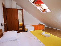 Apartments Boro - Two Bedroom Apartment With Terrace