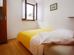 Apartments Boro - Two Bedroom Apartment With Terrace