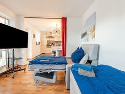 Apartment With Terrace in an Ideal Location