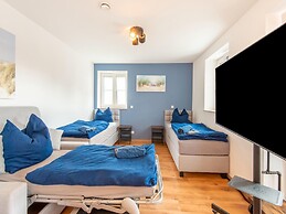 Apartment With Terrace in an Ideal Location