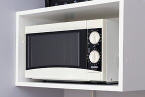 Dworska Apartment by Renters