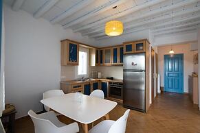 Dreamscape 3-Bedroom Mykonos Hideaway