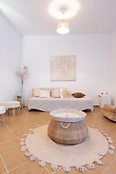 Dreamscape 3-Bedroom Mykonos Hideaway