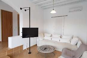 Dreamscape 3-Bedroom Mykonos Hideaway