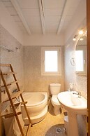 Dreamscape 3-Bedroom Mykonos Hideaway