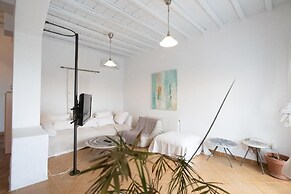 Dreamscape 3-Bedroom Mykonos Hideaway