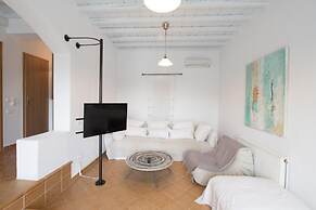 Dreamscape 3-Bedroom Mykonos Hideaway