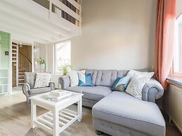 Vacation Home 450 m From the Beach