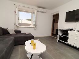 Villa Ivana - Three-bedroom Villa With Private Pool