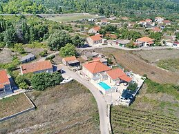 Villa Ivana - Three-bedroom Villa With Private Pool