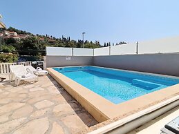 Villa Ivana - Three-bedroom Villa With Private Pool