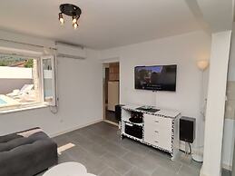 Villa Ivana - Three-bedroom Villa With Private Pool