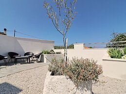 Villa Ivana - Three-bedroom Villa With Private Pool