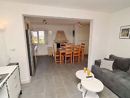 Villa Ivana - Three-bedroom Villa With Private Pool