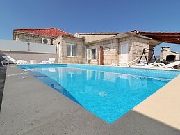 Villa Ivana - Three-bedroom Villa With Private Pool