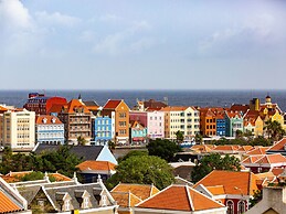 Air-conditioned Mama Sha Apartment Near Jan Thiel