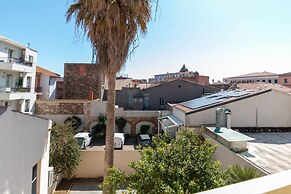 Welcomely - Xenia Boutique