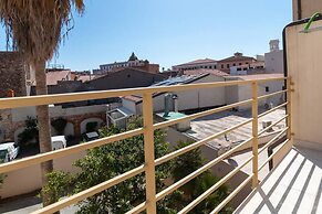 Welcomely - Xenia Boutique