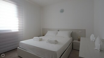 Welcomely- Xenia Boutique House - Apt 10
