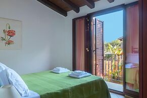 Welcomely - S Olia-l Olivo