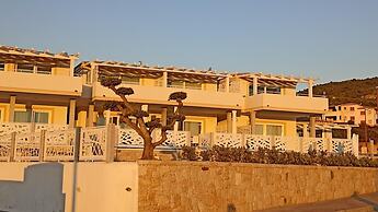 Welcomely - White Terrace - Condominio Acqualife