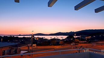 Welcomely - White Terrace - Condominio Acqualife