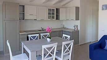 Welcomely - White Terrace - Condominio Acqualife