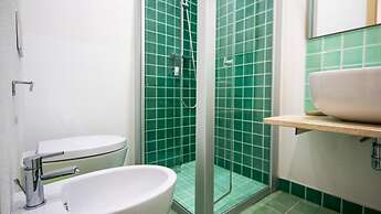 Welcomely - Porto Corallo Seafront