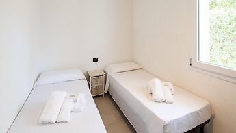 Welcomely - Porto Corallo Seafront