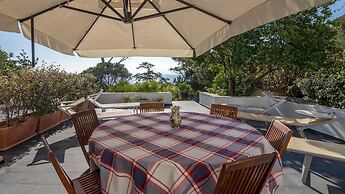 Welcomely - Porto Corallo Seafront