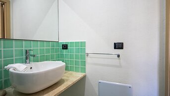 Welcomely - Porto Corallo Seafront