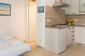 Welcomely - Costa 7 A