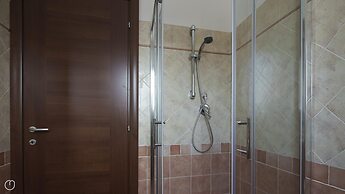 Welcomely- Xenia Boutique House - Apt 12