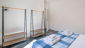 Welcomely - Rady House