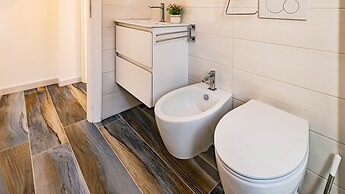 Welcomely - Rady House