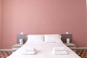 Welcomely - Xenia Boutique House 3