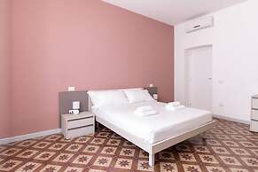 Welcomely - Xenia Boutique House 3