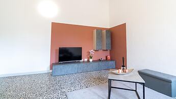 Welcomely - Xenia Boutique House With Garden