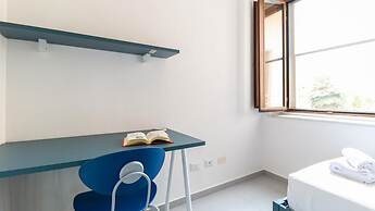 Welcomely - Xenia Boutique House With Garden